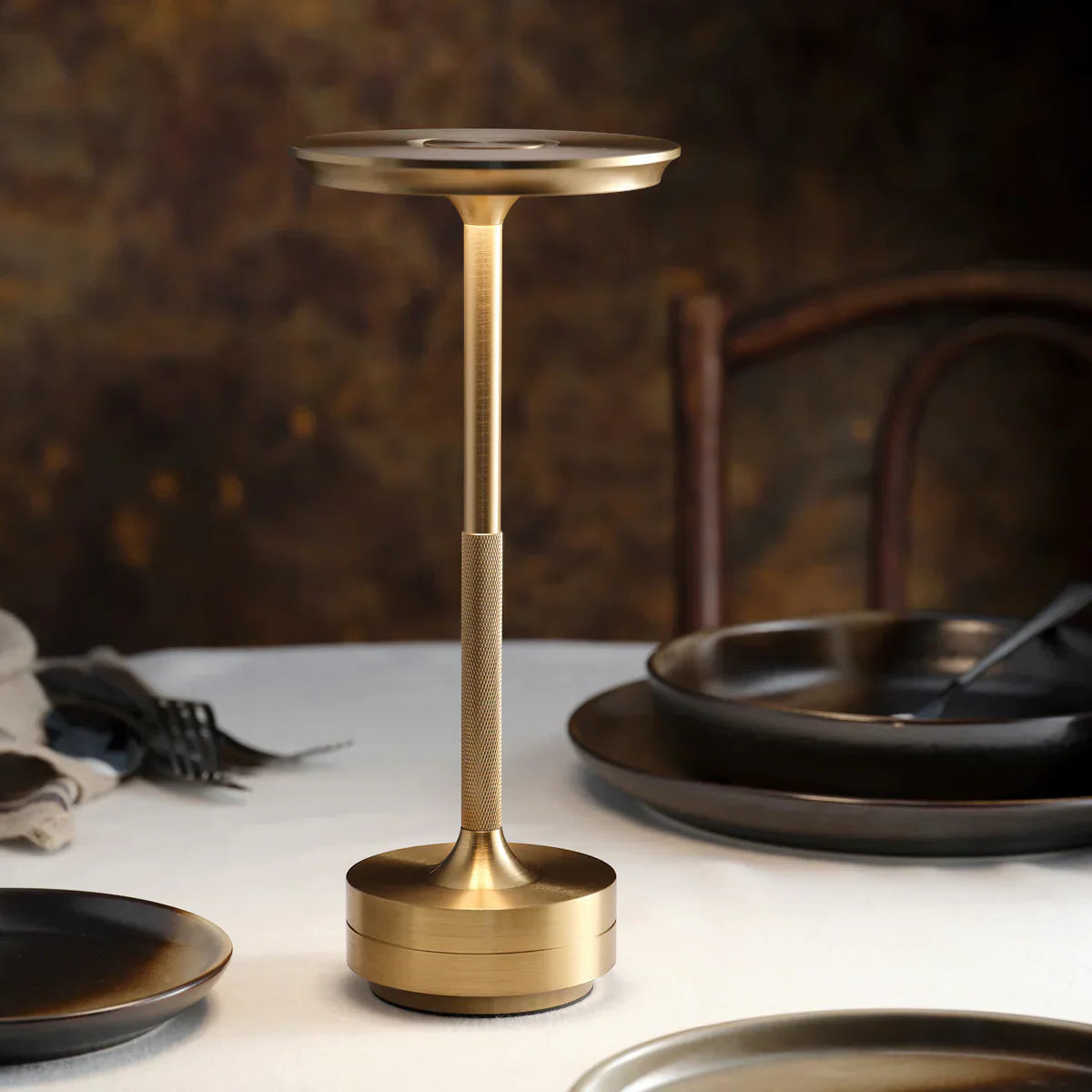 Cordless LED Table Lamp